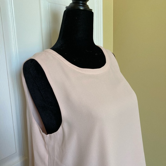 MELANIE LYNE: Layered Sleeveless Blouse- soft pink - Picture 3 of 7